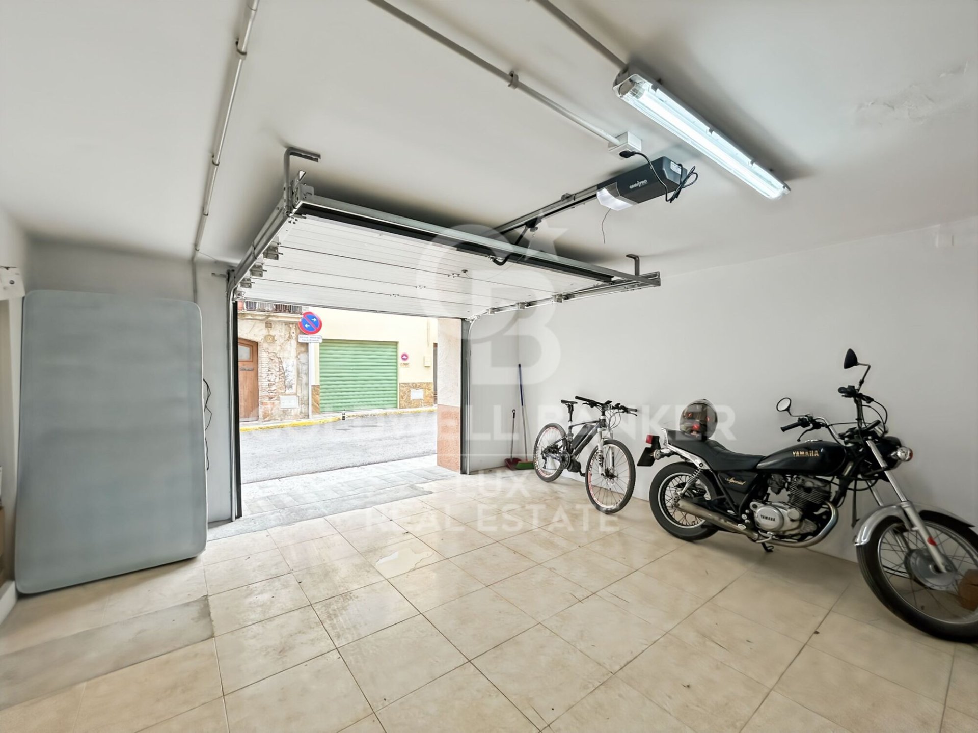 Duplex a Girona, Spagna 3 camere da letto,  N° 178621