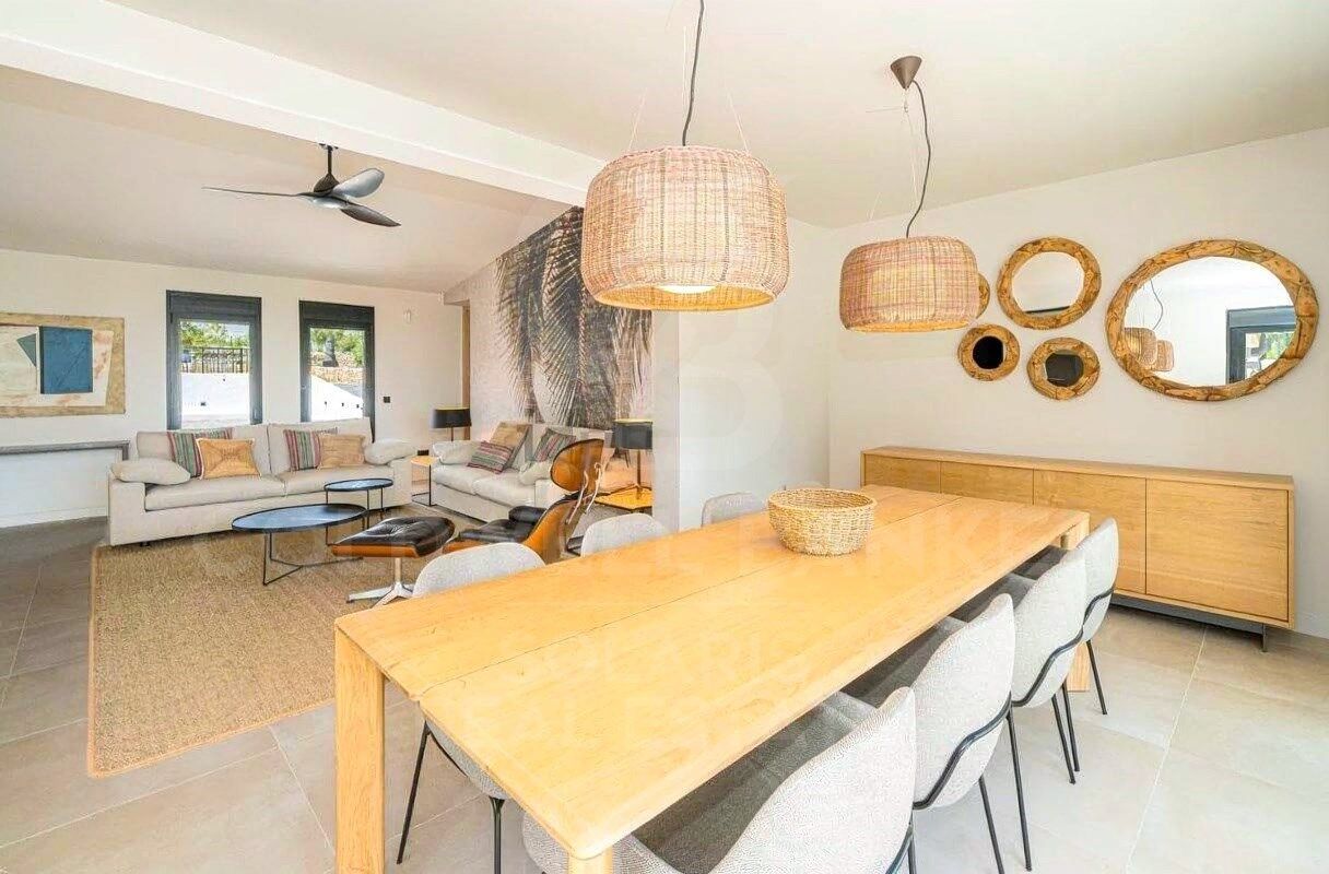 House in Denia, Alicante, Spain 3 bedrooms, 333 sq.m. No. 178619