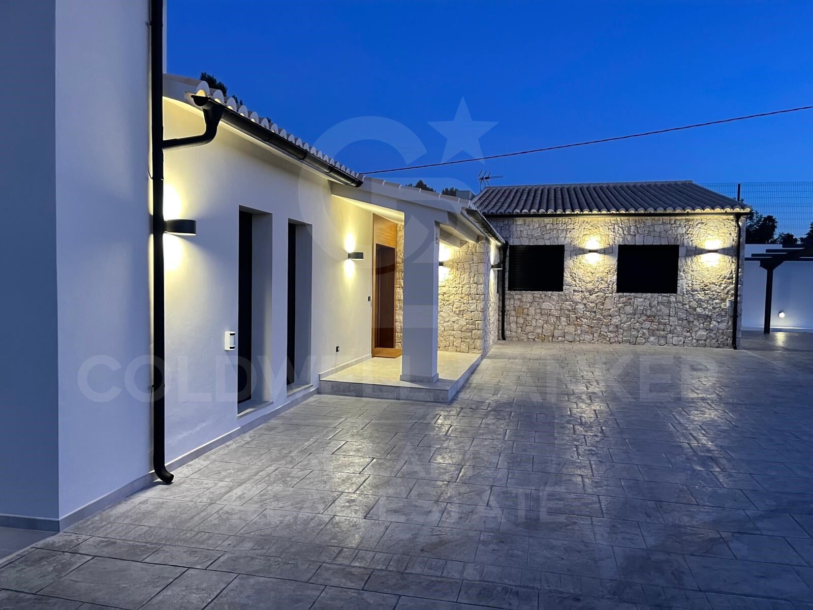 House in Denia, Alicante, Spain 3 bedrooms, 333 sq.m. No. 178619