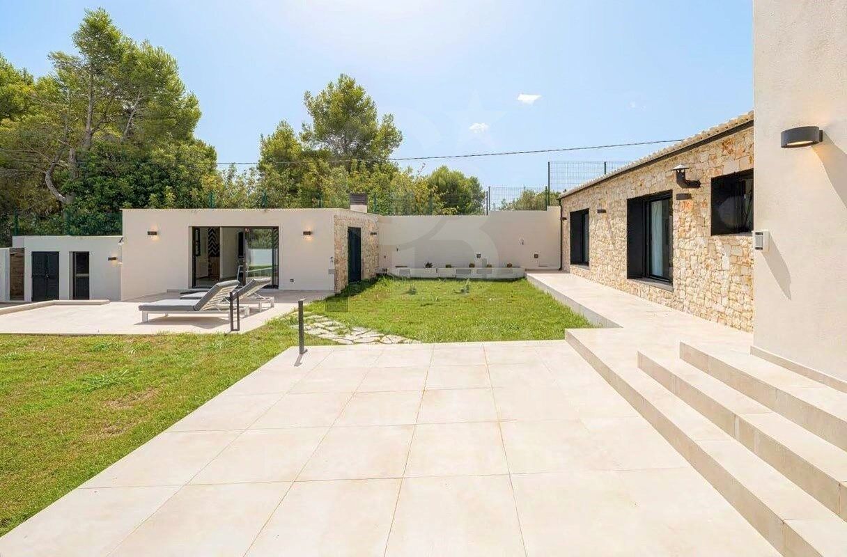 House in Denia, Alicante, Spain 3 bedrooms, 333 sq.m. No. 178619