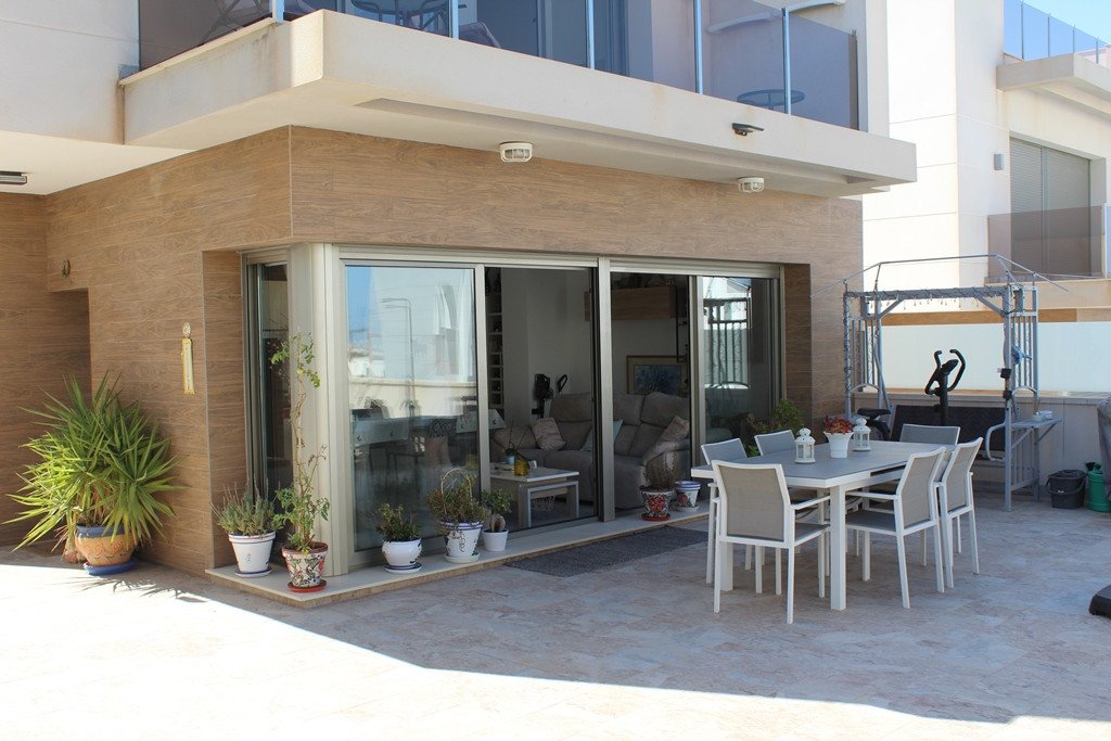 Villa i San Miguel de Salinas, Alicante, Spanien 3 sovrum, 118 kvm. Nr. 142933