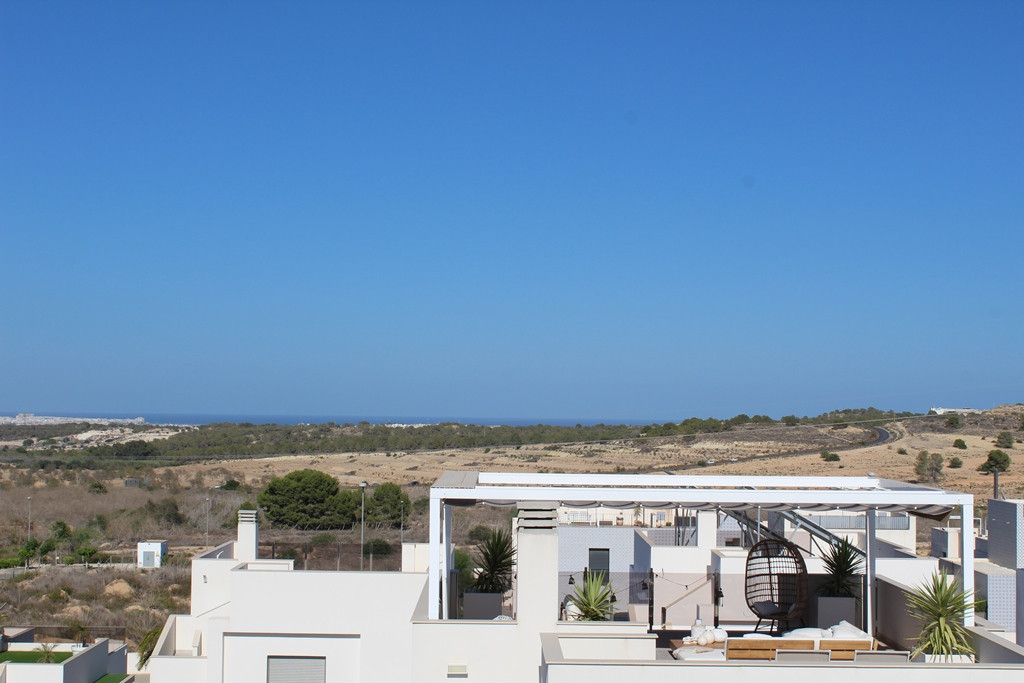 Villa i San Miguel de Salinas, Alicante, Spanien 3 sovrum, 118 kvm. Nr. 142933