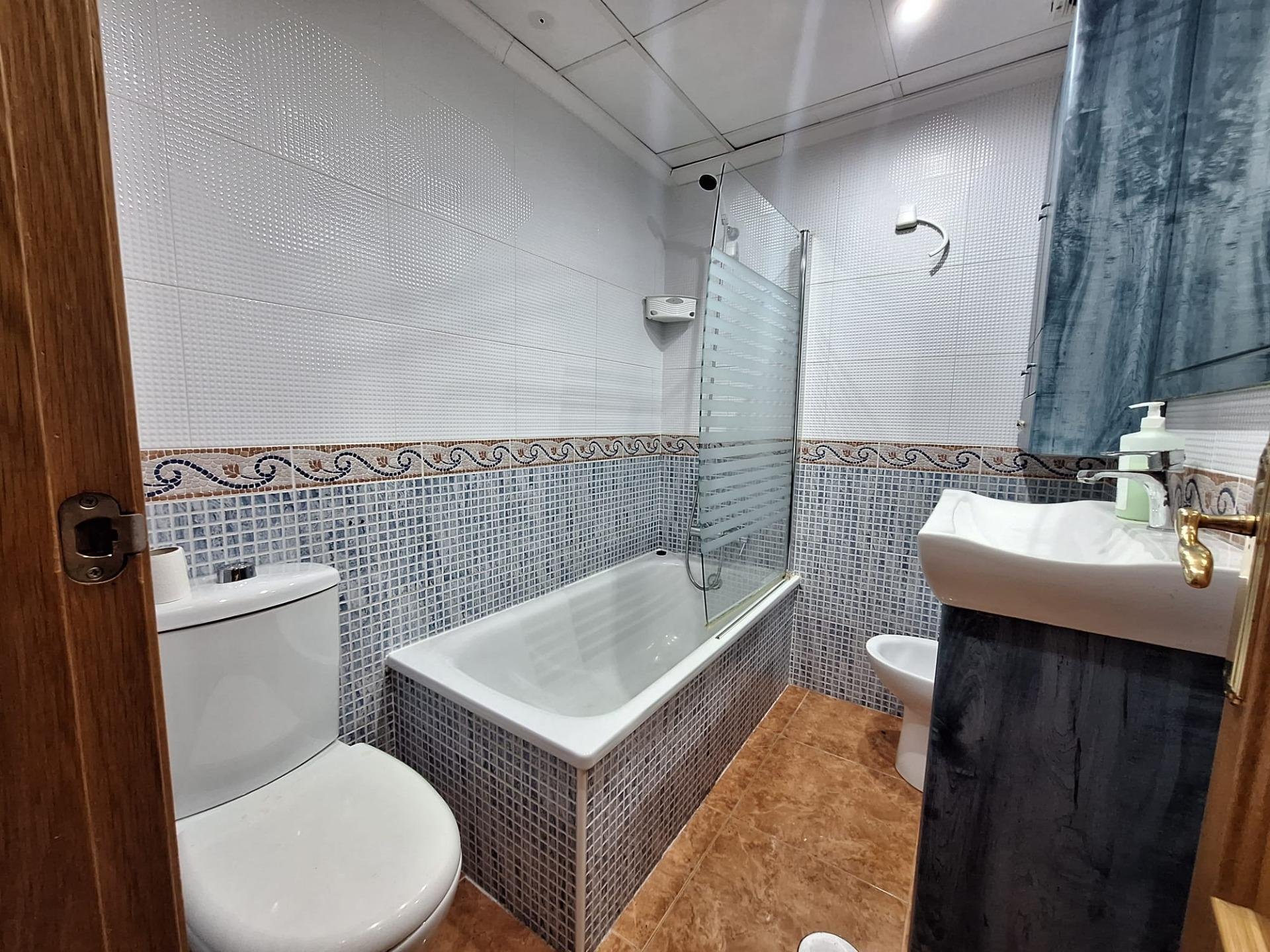 Dzīvoklis Torrevieja, Alicante, Spānijā 3 istabas, 83 m2 Nr. 184271