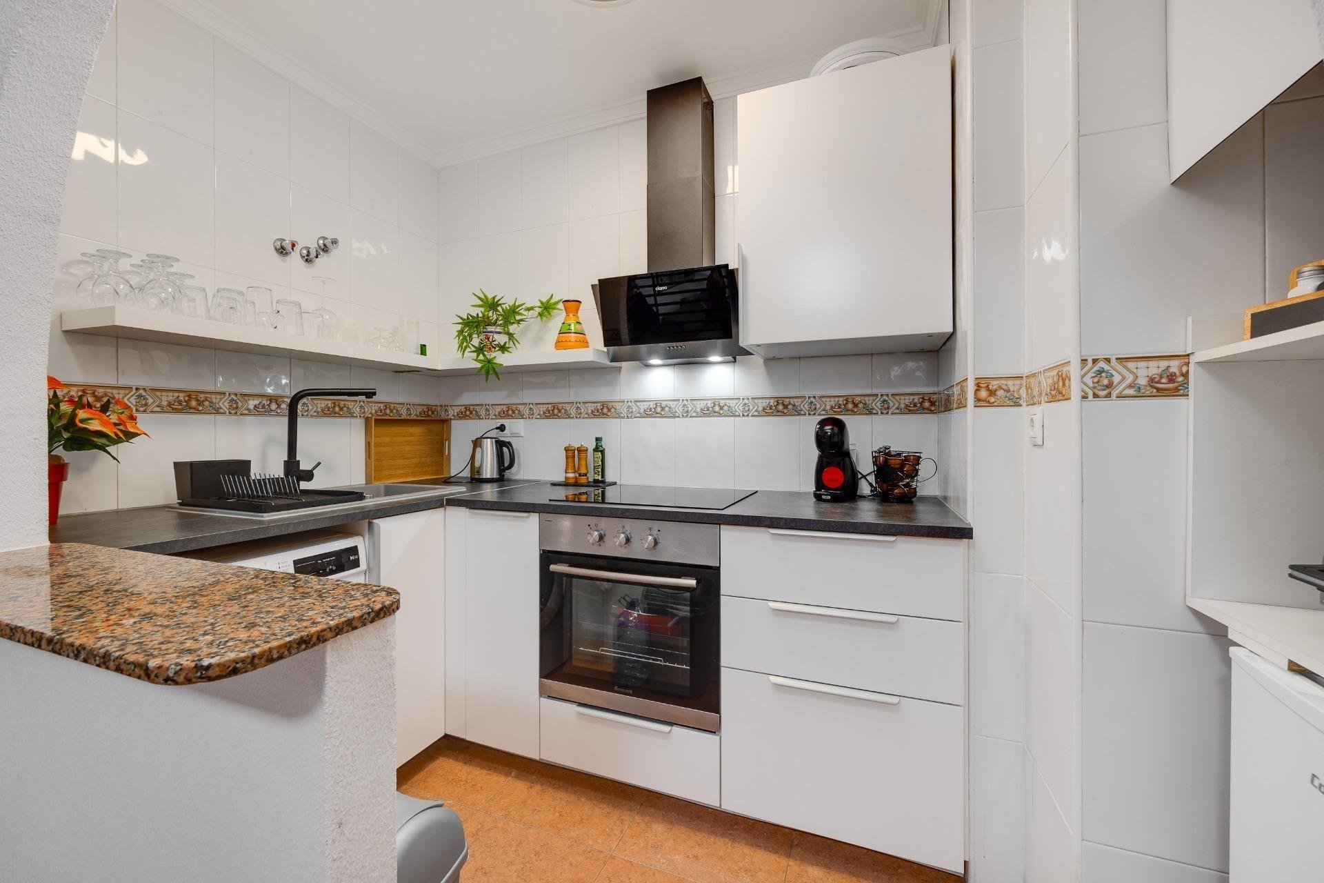 Apartament w Torrevieja, Alicante, Hiszpania 1 sypialnia, 58 mkw. nr 184268