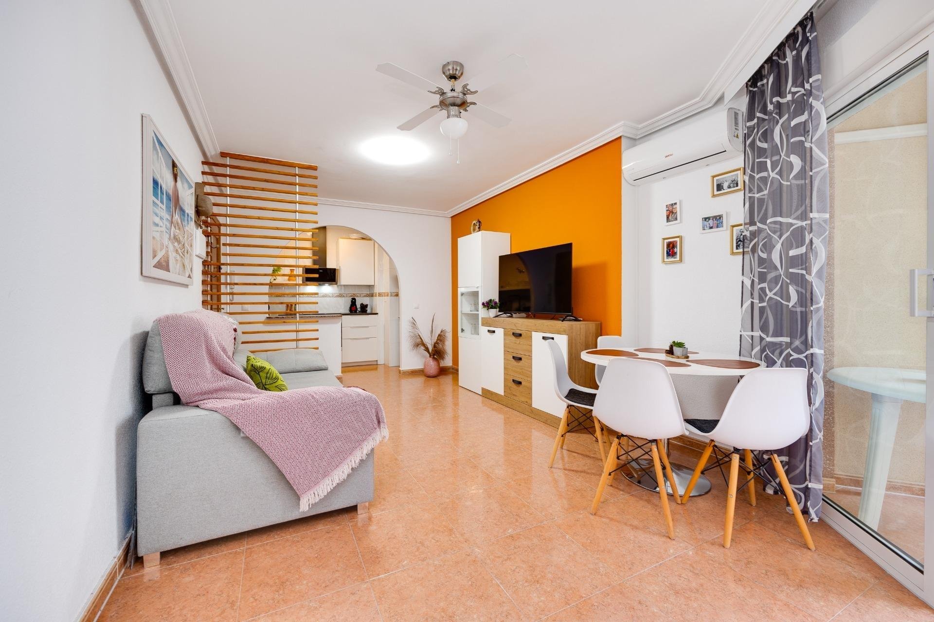 Apartament w Torrevieja, Alicante, Hiszpania 1 sypialnia, 58 mkw. nr 184268