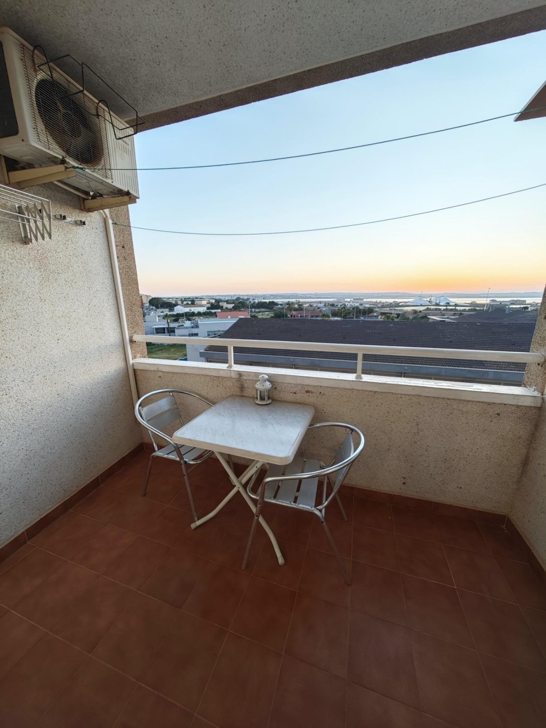 Apartment à Torrevieja, Alicante, Espagne 2 chambres, 65 m2 No. 184273