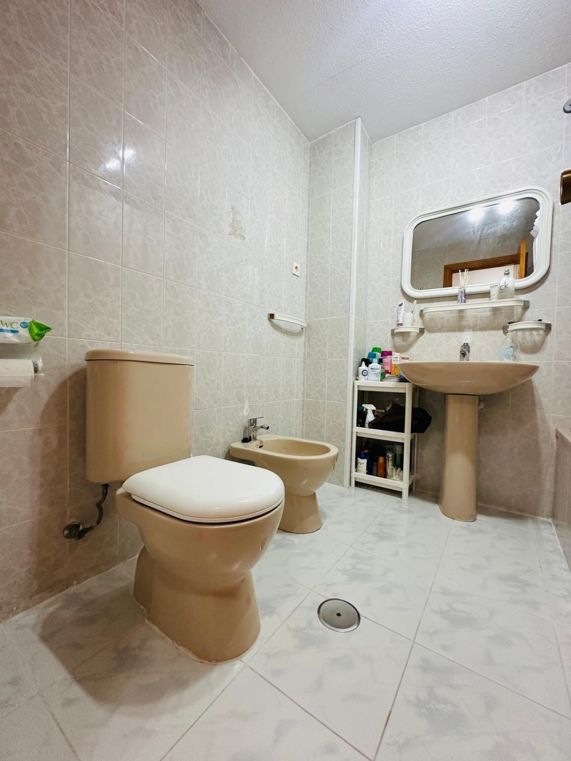Apartment in Torrevieja, Alicante, Spain 2 bedrooms, 72 sq.m. No. 184269