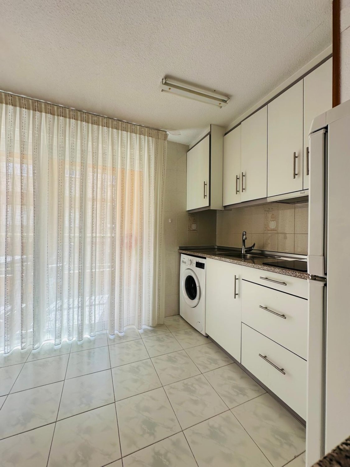 Apartment in Torrevieja, Alicante, Spain 2 bedrooms, 72 sq.m. No. 184269