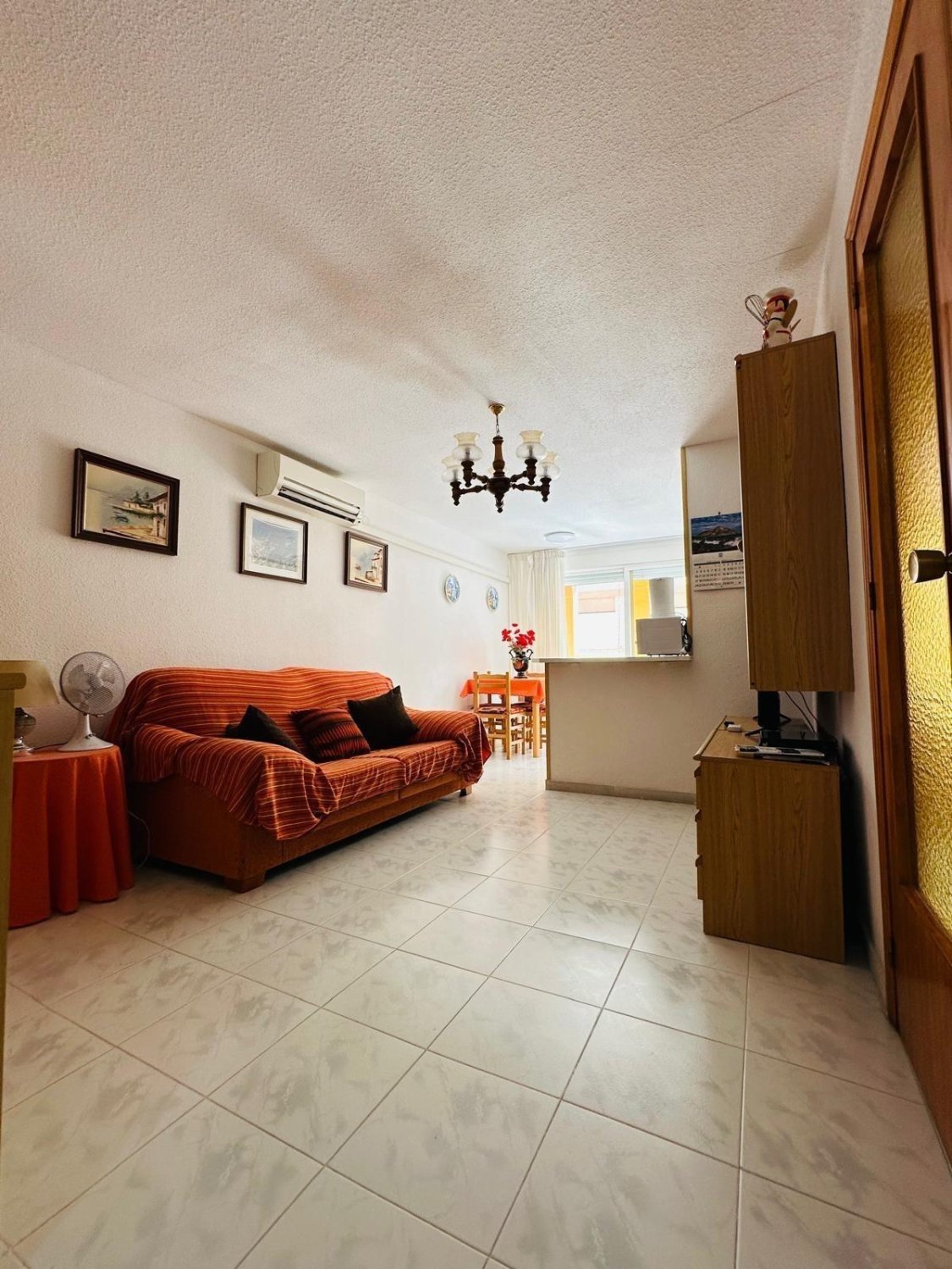 Apartment in Torrevieja, Alicante, Spain 2 bedrooms, 72 sq.m. No. 184269