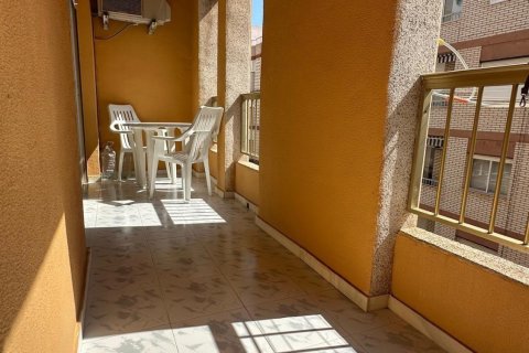 Apartament w Torrevieja, Alicante, Hiszpania 2 sypialnie, 72 mkw. nr 184269