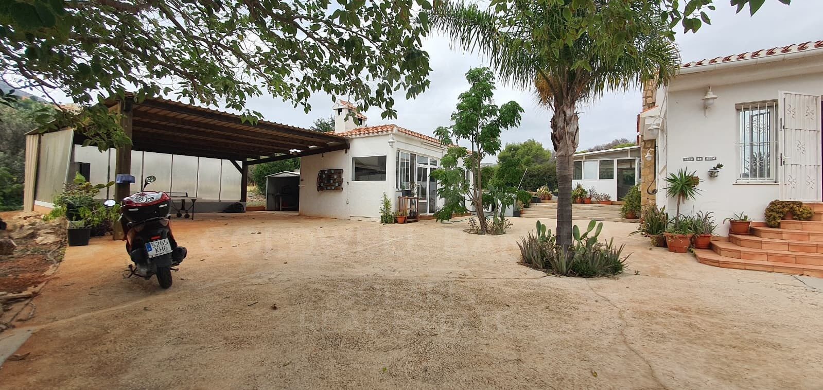 Hus i Denia, Alicante, Spanien 4 sovrum, 150 kvm. Nr. 157897