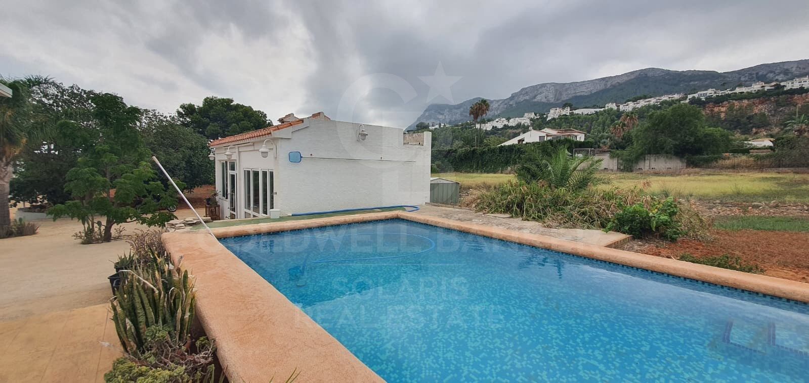 Hus i Denia, Alicante, Spanien 4 sovrum, 150 kvm. Nr. 157897