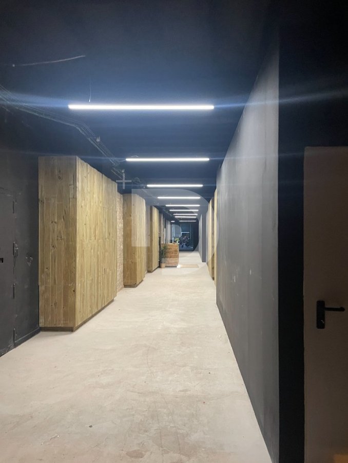 Propiedad comercial en L'Eixample, Barcelona, España 711 m2 No. 154903