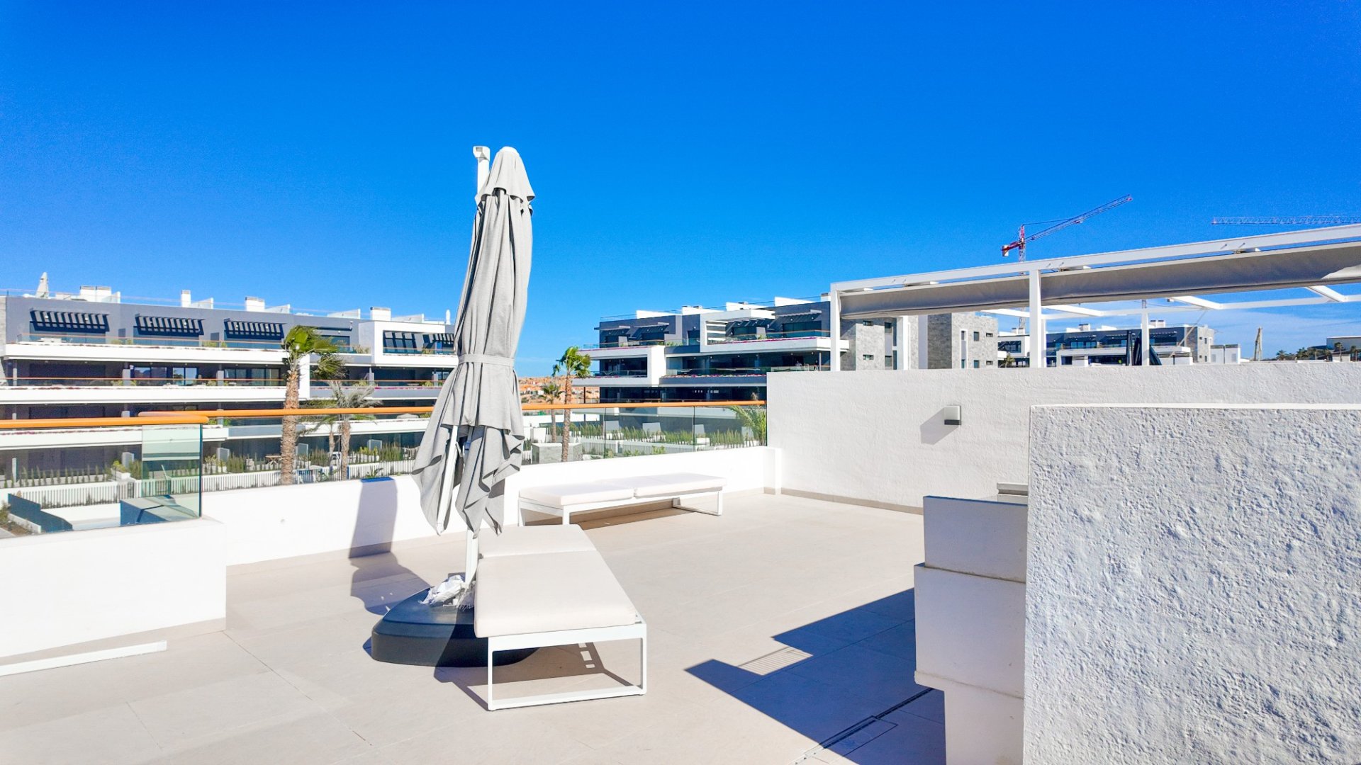 Radhus i Torrevieja, Alicante, Spanien 3 sovrum, 261 kvm. Nr. 147419