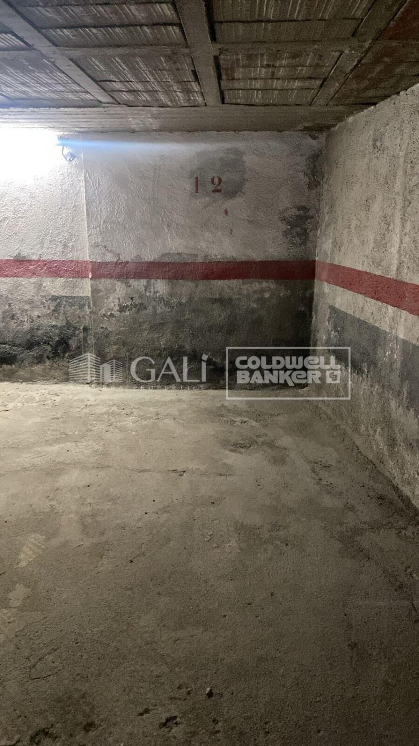 Estacionamiento en Principado De Andorra (Ninguna Poblacion Tiene C.P.), Lérida, España 12 m2 No. 160491