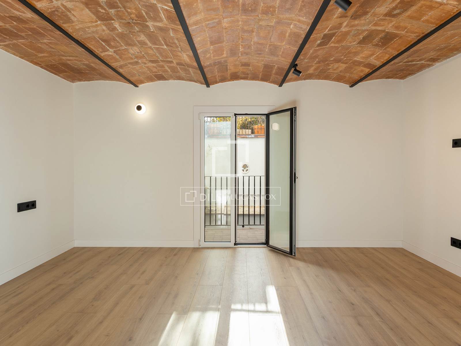 Lägenhet i Barcelona, Spanien 2 sovrum, 143 kvm. Nr. 150541