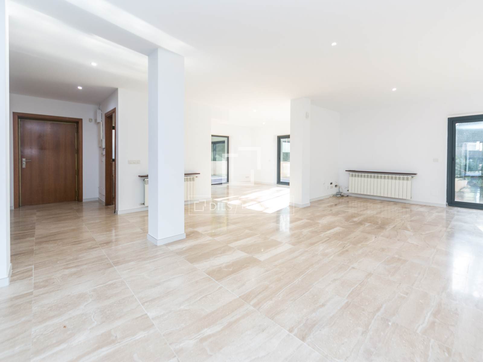 Willa w Sant Cugat Del Valles, Barcelona, Hiszpania 4 sypialnie, 587 mkw. nr 150538