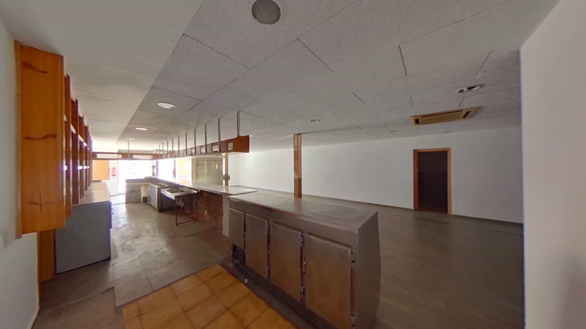 Veikals Granollers, Barcelona, Spānijā 2 istabas, 224 m2 Nr. 191603