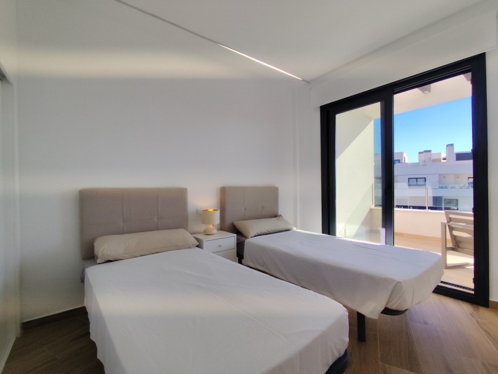 Apartament w Villamartin, Alicante, Hiszpania 3 sypialnie, 92 mkw. nr 196390
