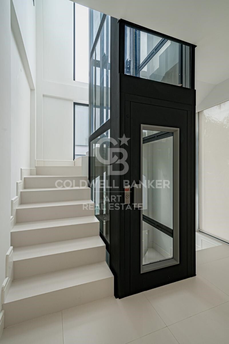 Villa en Marbella, Málaga, España 4 dormitorios, 414 m2 No. 159364