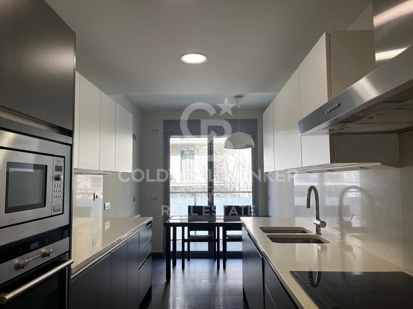 Huoneisto Barcelona, Espanja 3 makuuhuonetta, 118 m2 No. 159024