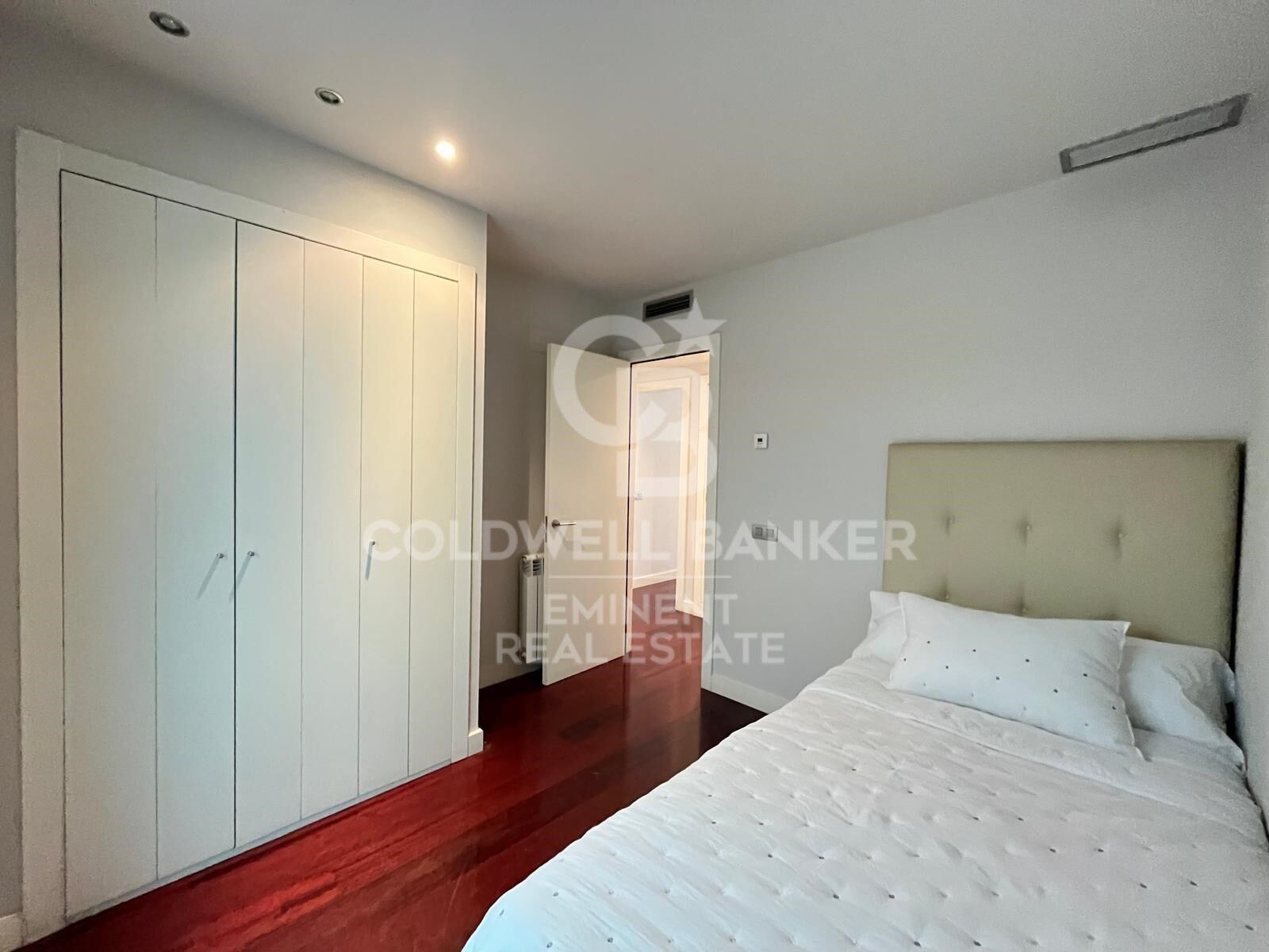 Huoneisto Barcelona, Espanja 3 makuuhuonetta, 118 m2 No. 159024