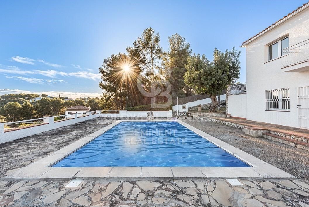 Villa in Sant Pere de Ribes, Barcelona, Spain 7 bedrooms, 466 sq.m. No. 159022