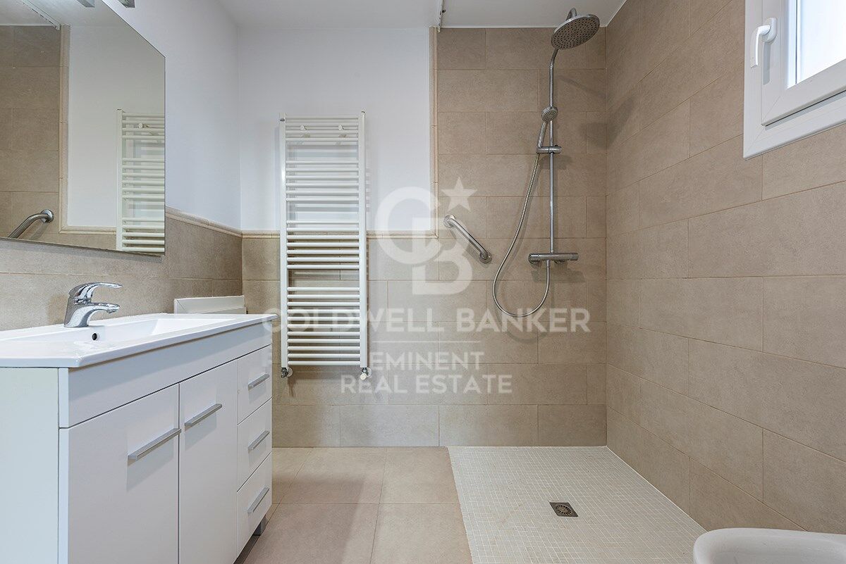 Villa in Sant Pere de Ribes, Barcelona, Spain 7 bedrooms, 466 sq.m. No. 159022