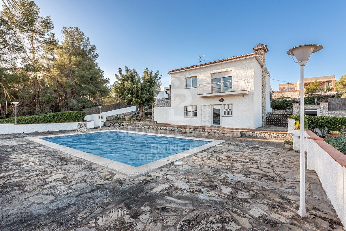 Villa in Sant Pere de Ribes, Barcelona, Spain 7 bedrooms, 466 sq.m. No. 159022