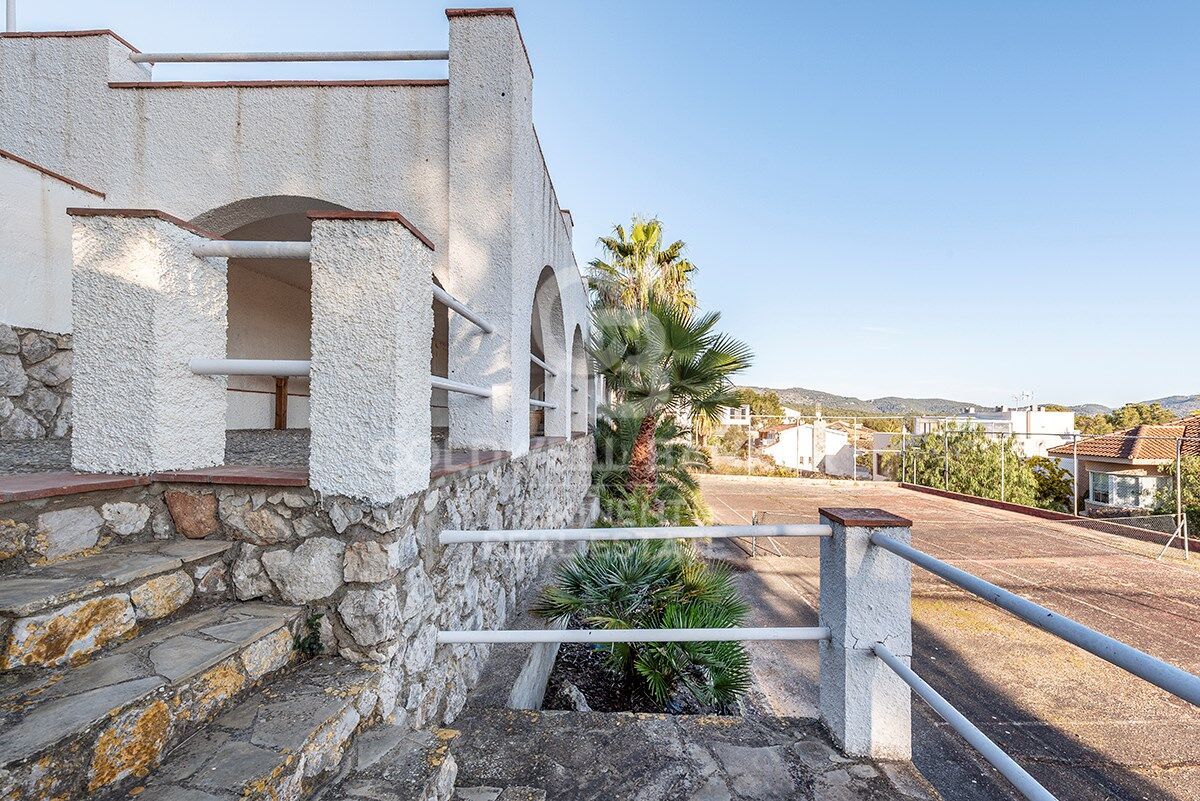 Villa in Sant Pere de Ribes, Barcelona, Spain 7 bedrooms, 466 sq.m. No. 159022
