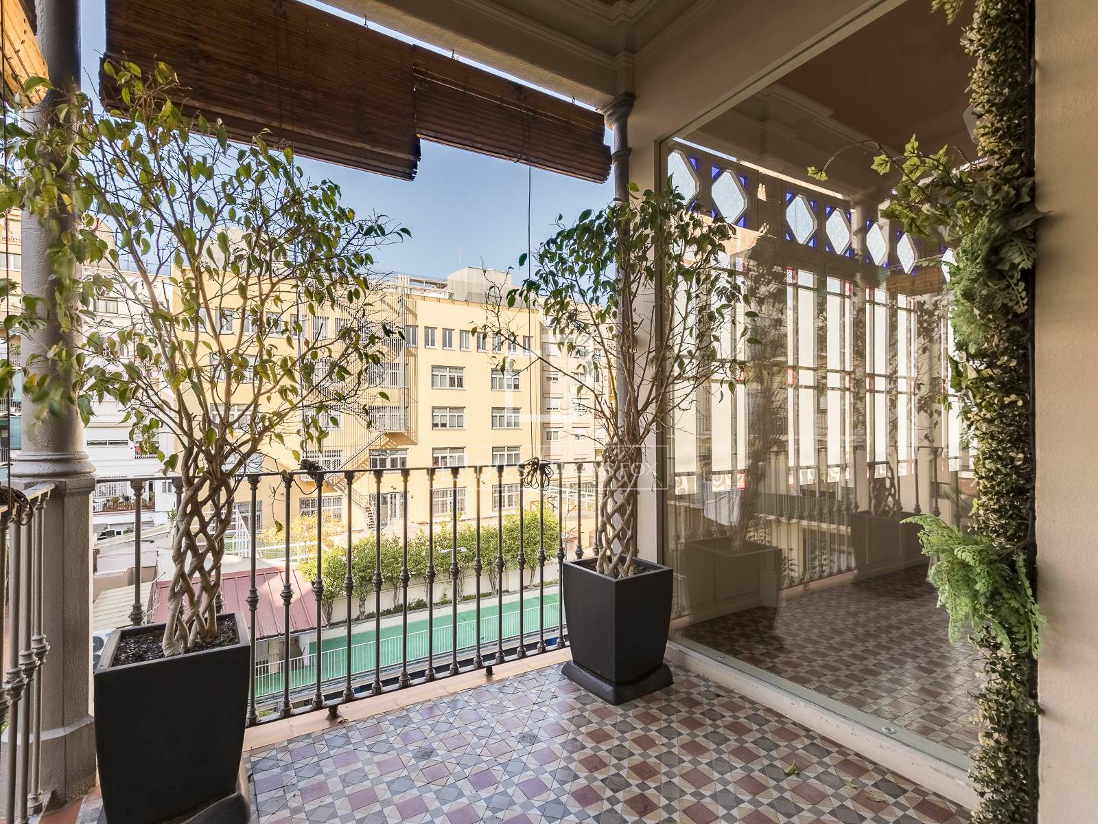 Huoneisto Barcelona, Espanja 3 makuuhuonetta, 196 m2 No. 150562