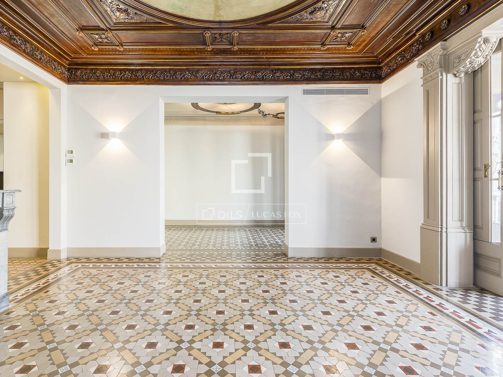Huoneisto Barcelona, Espanja 3 makuuhuonetta, 196 m2 No. 150562