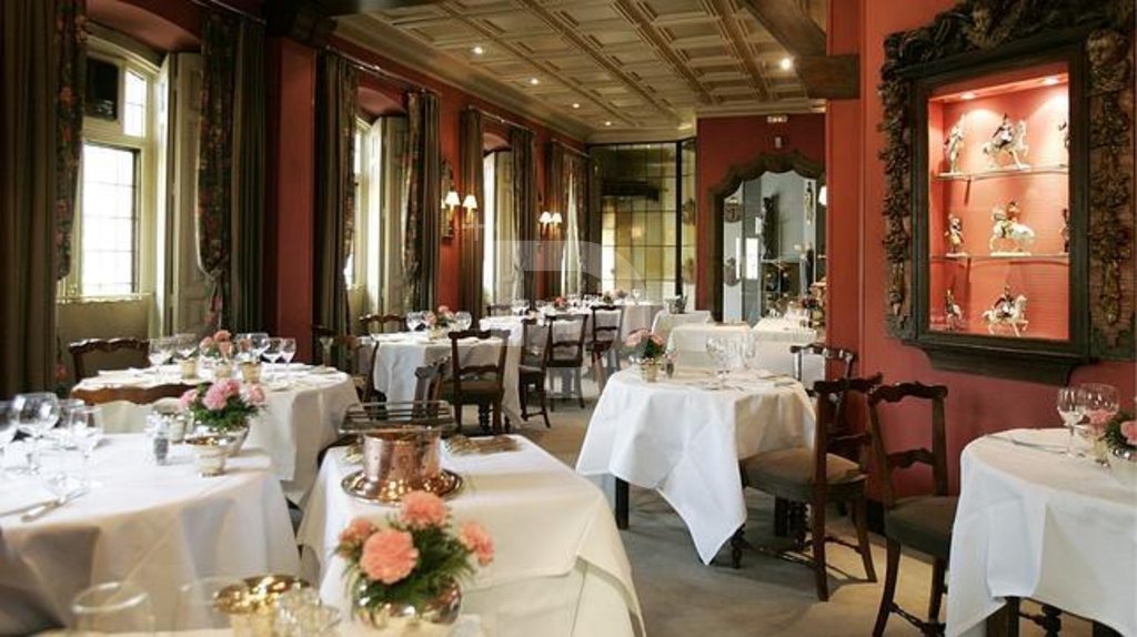 Cafe / restaurant en Espagne 1049 m2 No. 151932