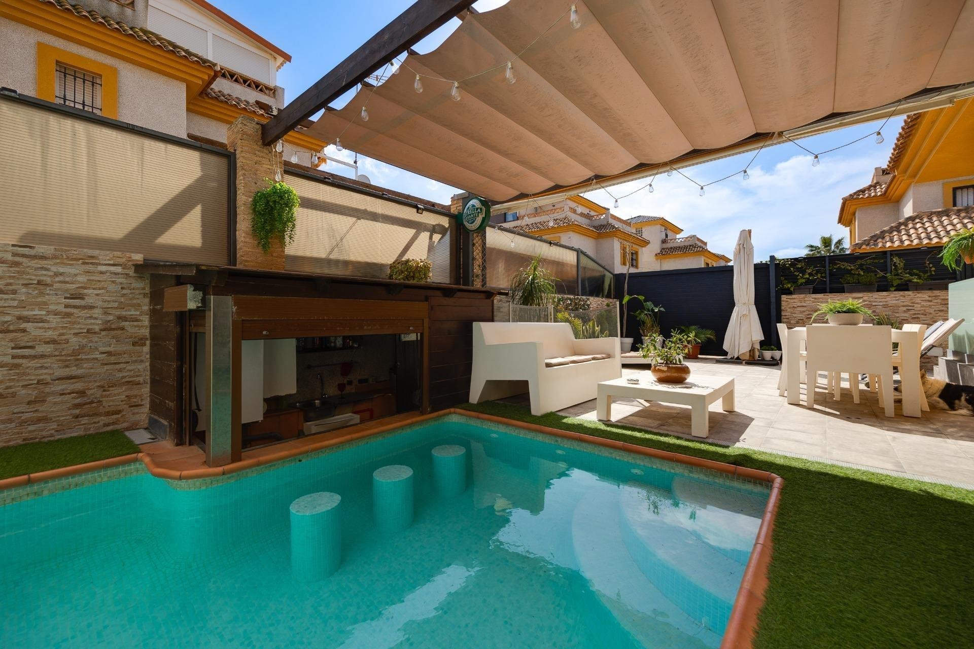 Villa en Los Montesinos, Alicante, España 3 dormitorios, 100 m2 No. 156243