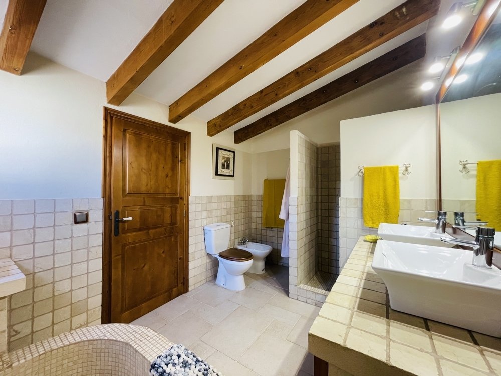 Casa a Calvia, Mallorca, Spagna 4 camere da letto, 226 mq. N° 138670