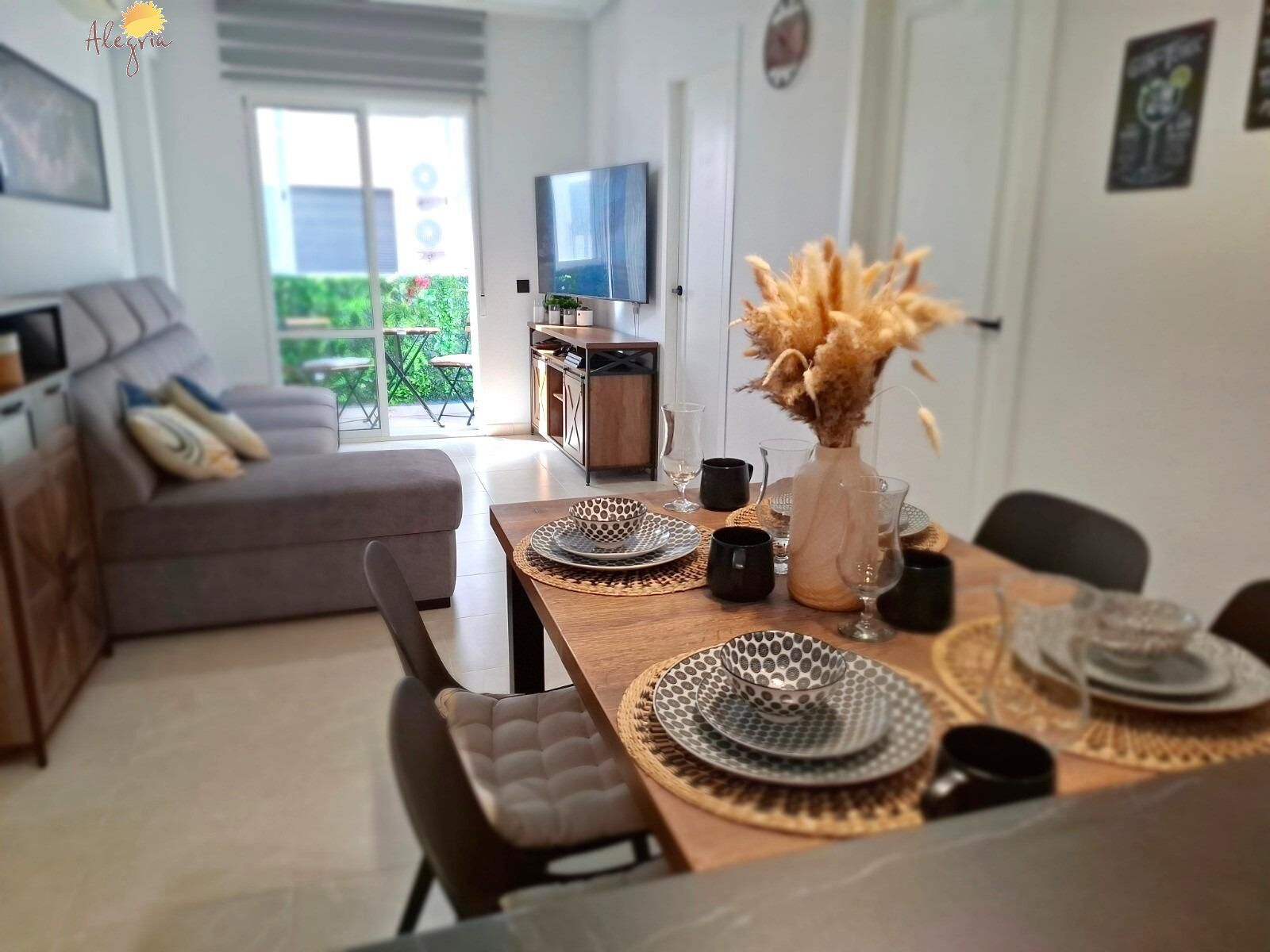 Apartment à Torrevieja, Alicante, Espagne 1 chambre, 65 m2 No. 193580