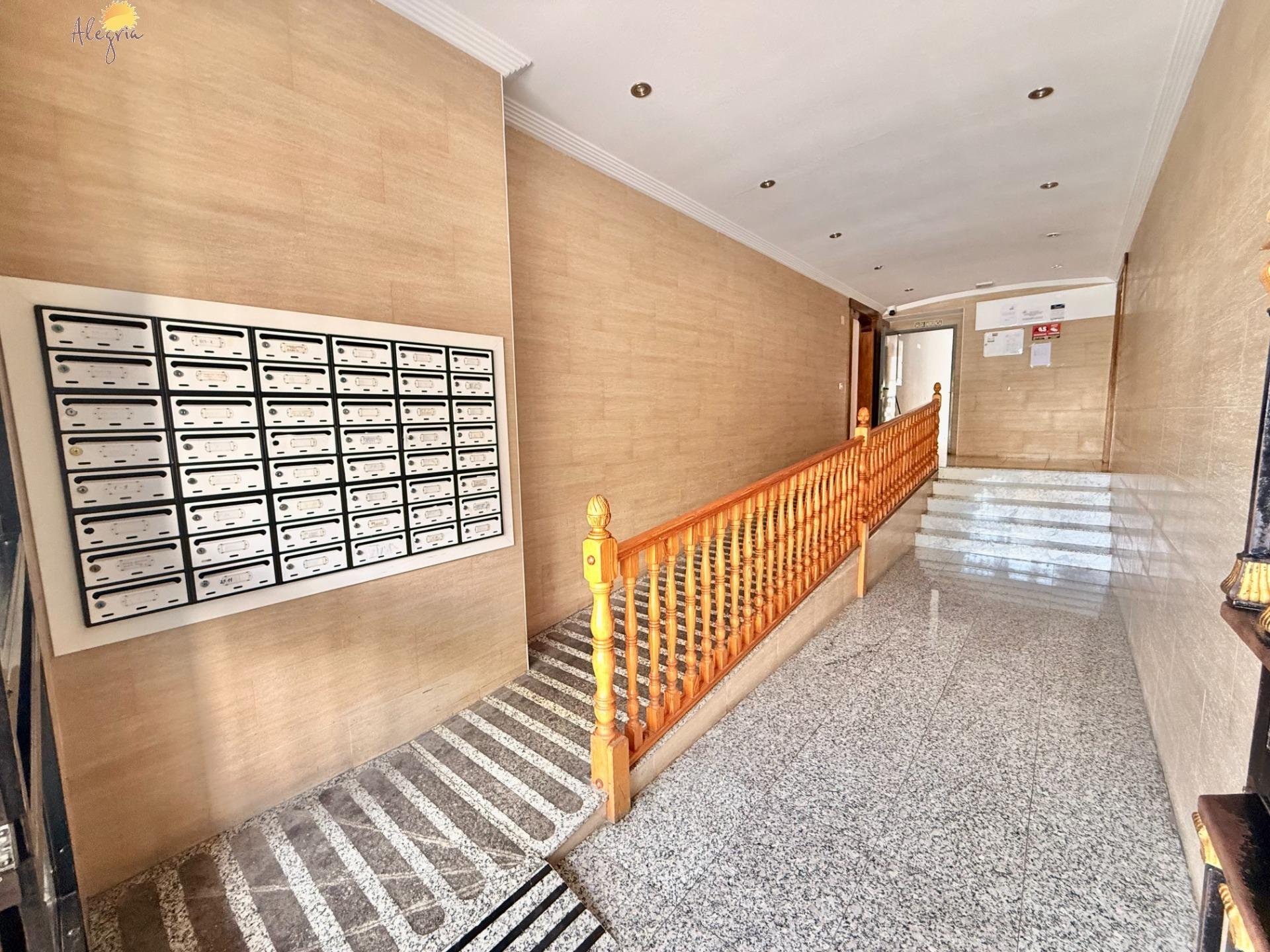 Apartment à Torrevieja, Alicante, Espagne 1 chambre, 65 m2 No. 193580