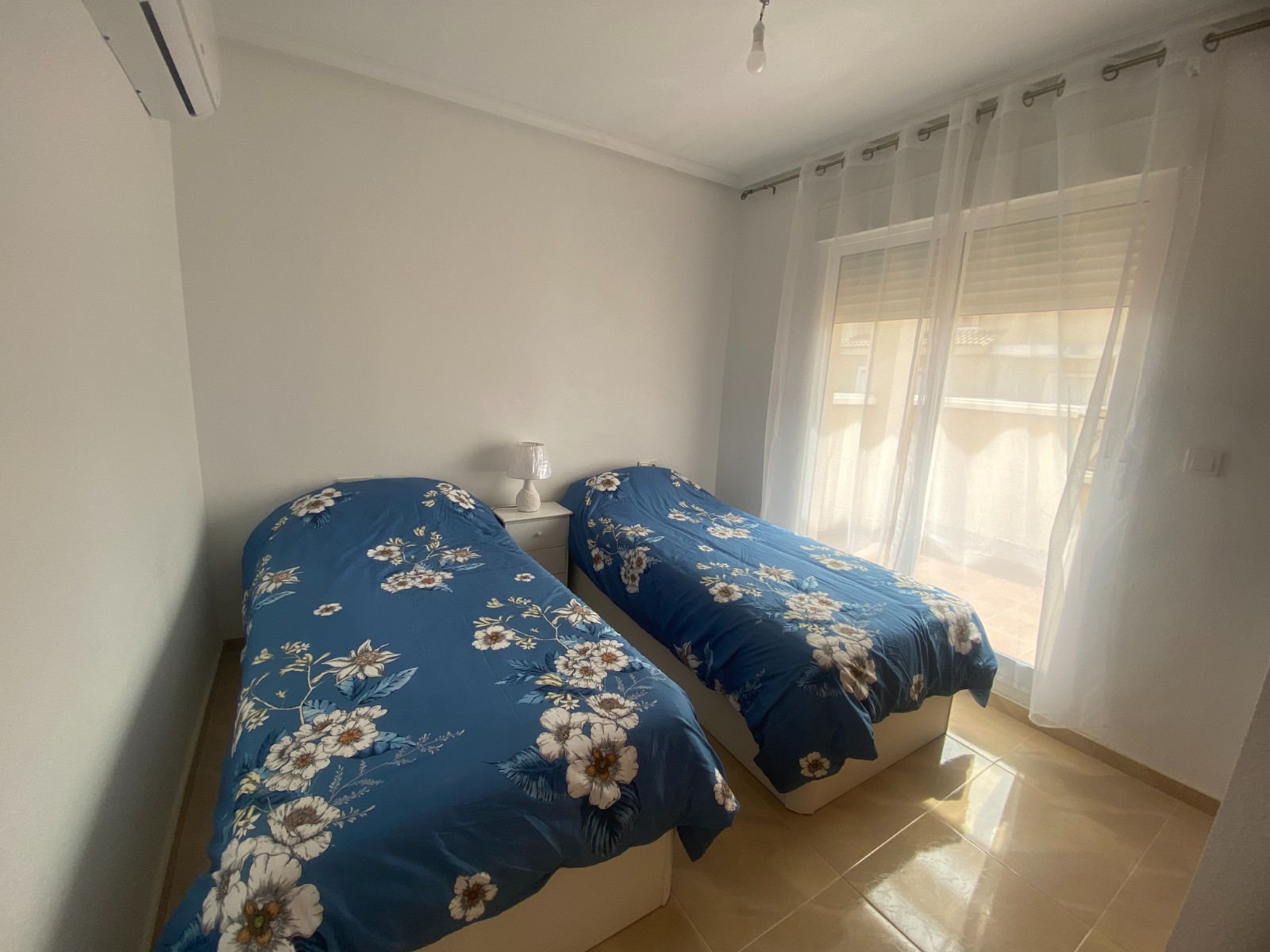 Rindu māja San Miguel de Salinas, Alicante, Spānijā 3 istabas, 147 m2 Nr. 137707