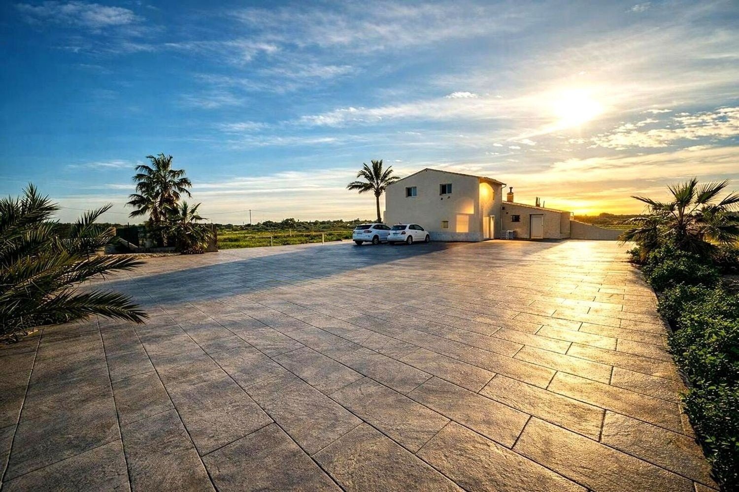 Villa i Elche, Alicante, Spanien 4 sovrum, 326 kvm. Nr. 180746
