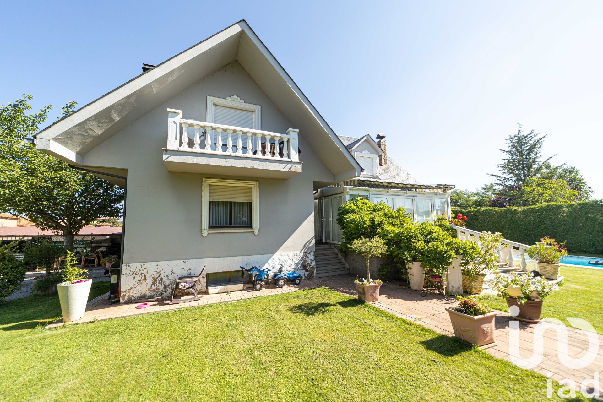 House in Valverde de la Virgen, Leon, Spain 6 bedrooms, 560 sq.m. No. 153269
