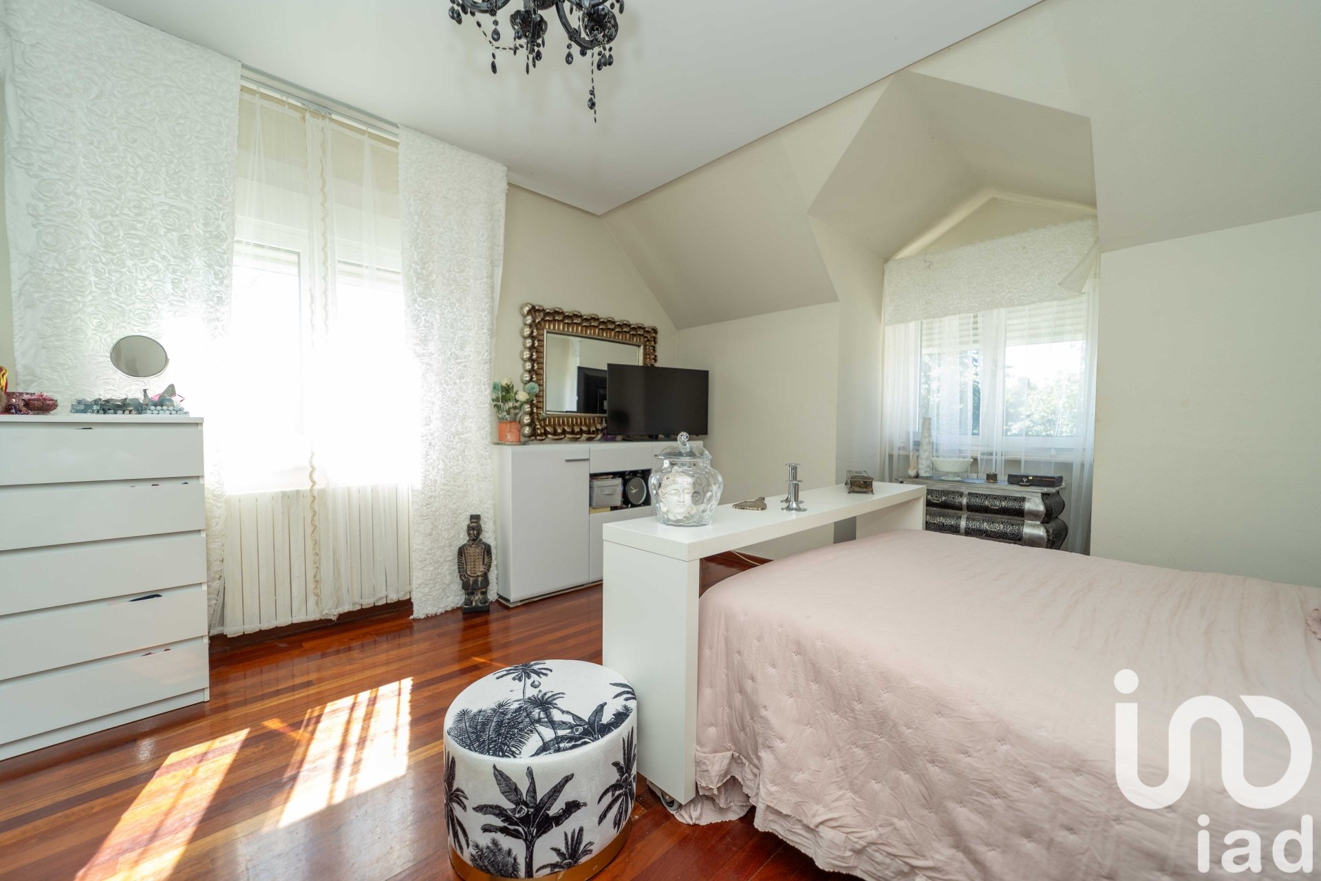 House in Valverde de la Virgen, Leon, Spain 6 bedrooms, 560 sq.m. No. 153269
