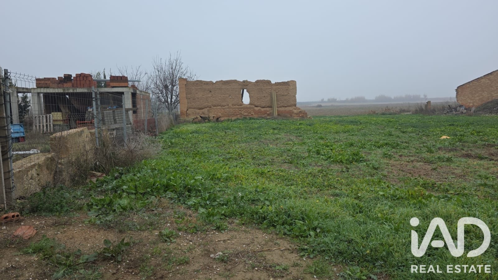 Parcela en España 1108 m2 No. 188273