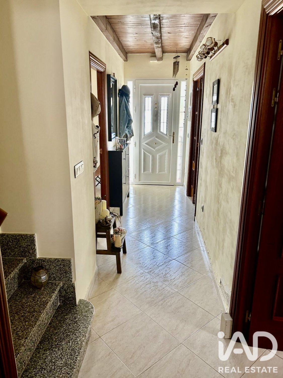 House in Leon, Spain 3 bedrooms, 169 sq.m. No. 188272