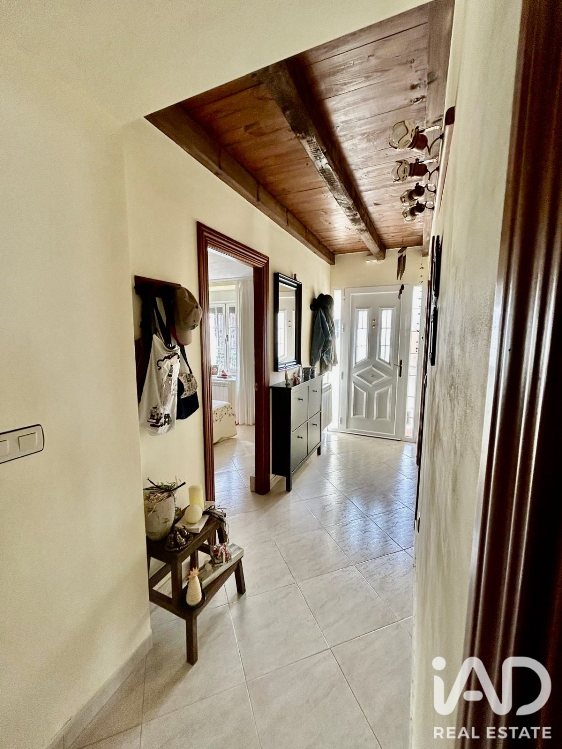 House in Leon, Spain 3 bedrooms, 169 sq.m. No. 188272