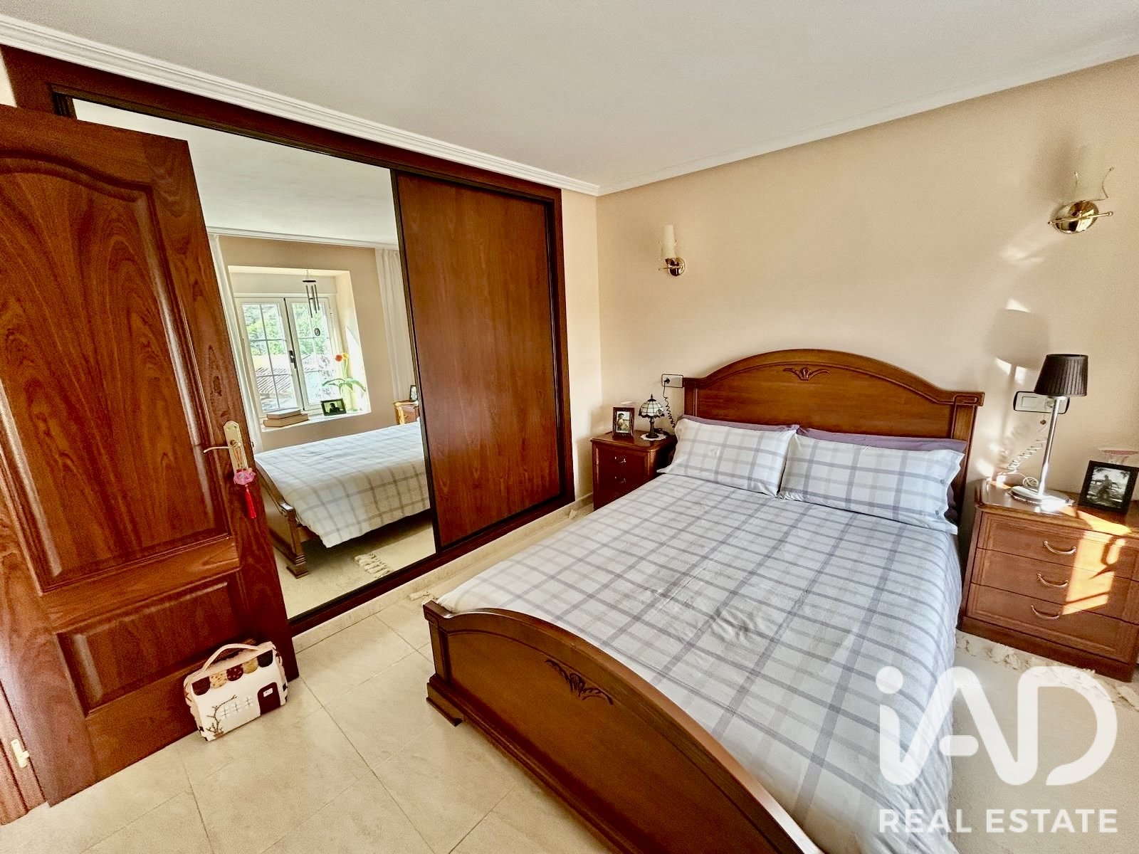 House in Leon, Spain 3 bedrooms, 169 sq.m. No. 188272