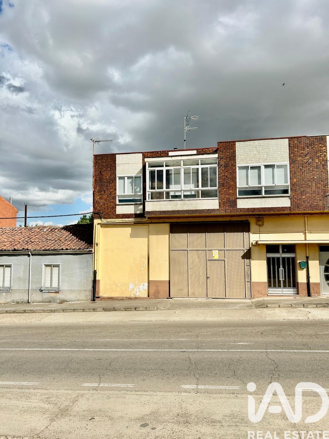Casa a La Baneza, Leon, Spagna 3 camere da letto, 376 mq. N° 188277