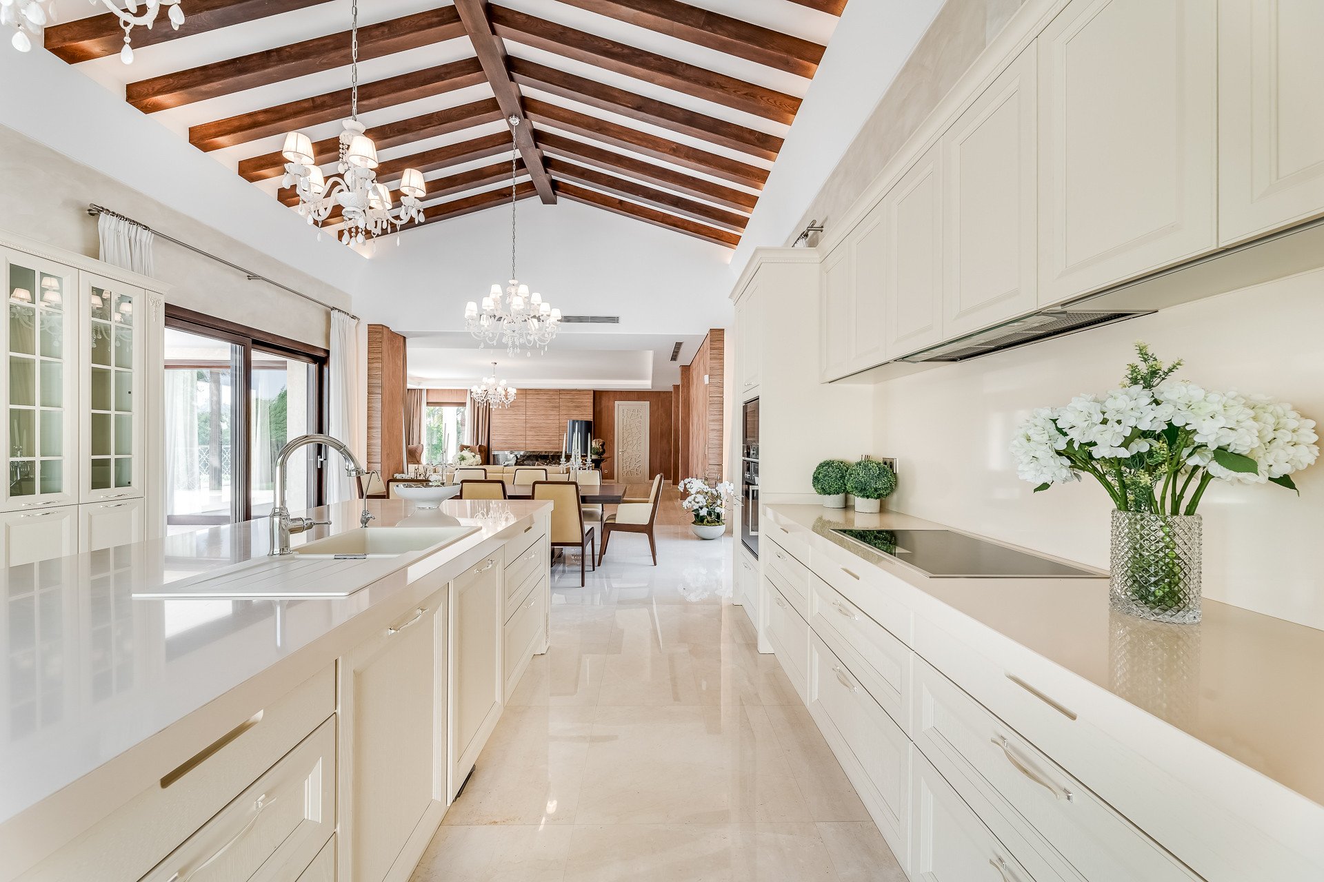 Willa w Marbella, Malaga, Hiszpania 5 sypialni, 1023 mkw. nr 102202