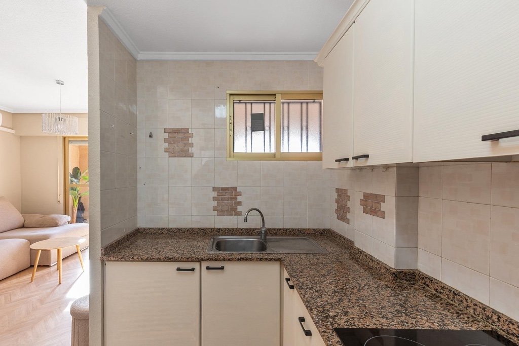 Wohnung in Torrevieja, Alicante, Spanien 3 Schlafzimmer, 75 m2 Nr. 183577