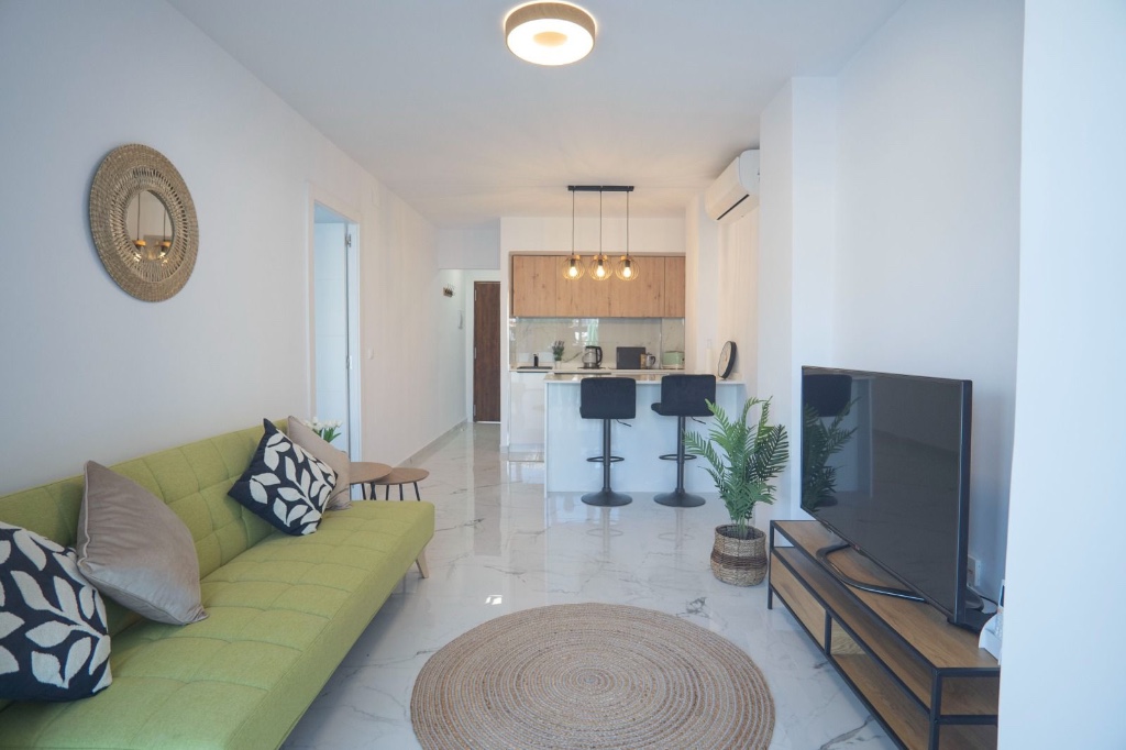Apartment à Torrevieja, Alicante, Espagne 1 chambre,  No. 183579