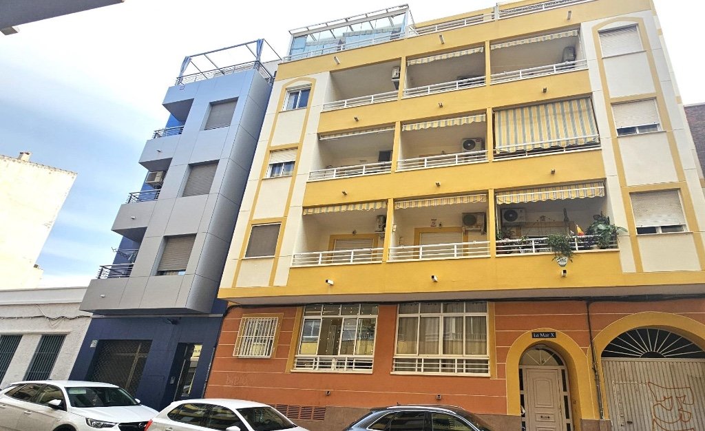 Apartment à Torrevieja, Alicante, Espagne 1 chambre, 50 m2 No. 183578